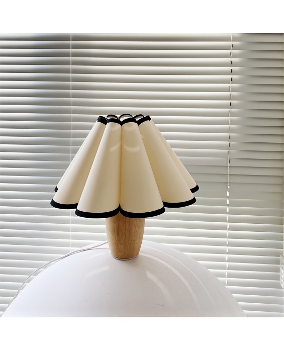 Pastoral style pleated night light