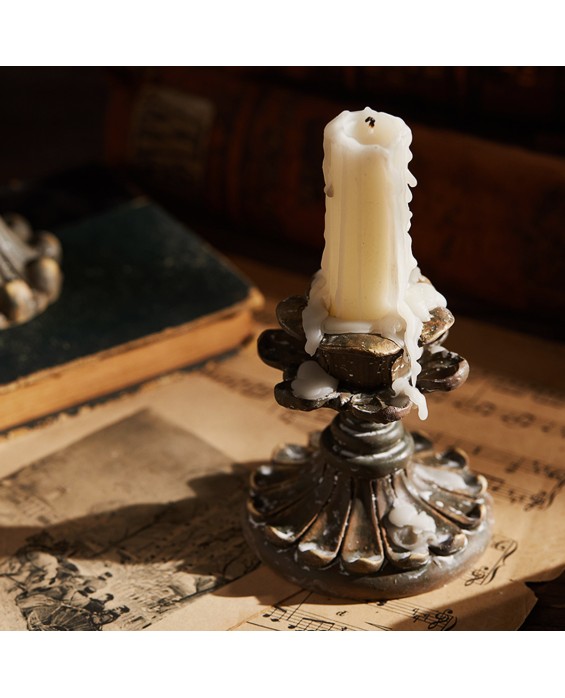 European Retro Candlestick
