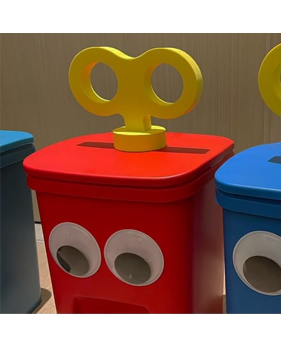 Cute Cartoon Trash Can