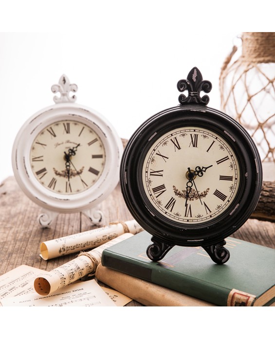 Living Room Retro Table Clock