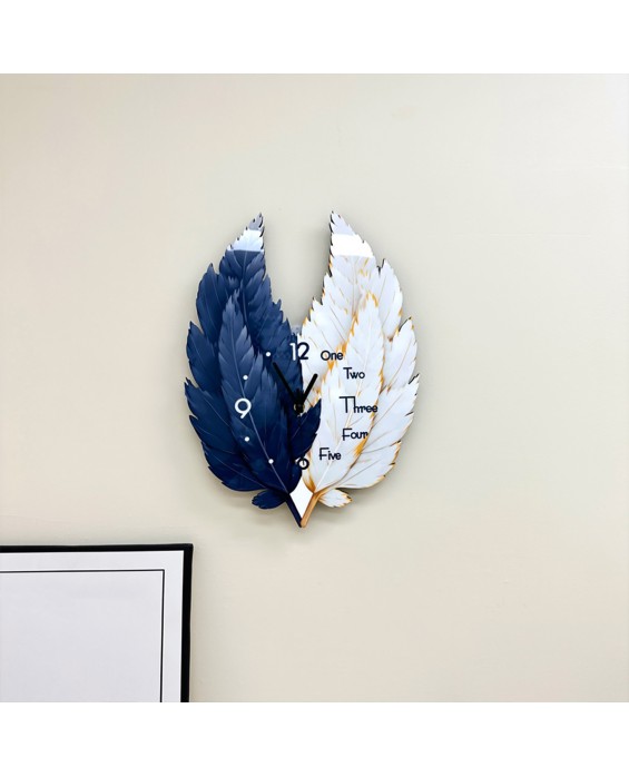 Two-Color Feather Living Room Wall Clock