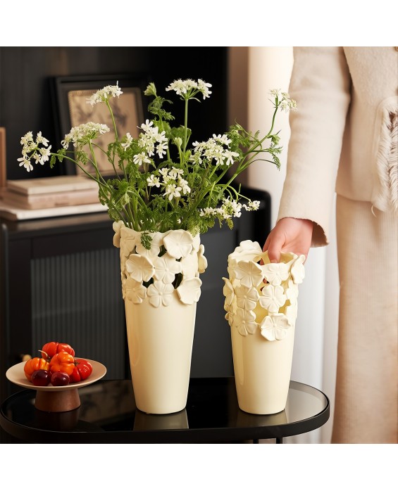 Ceramic 3D Relief Vase